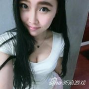 LOL美女主播阿怡护粉丝引骚动 粉丝怼家门口怒骂对方