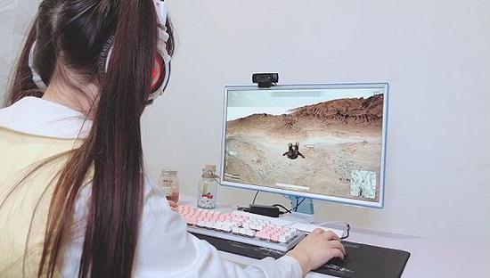 游戏陪练火爆：平均月收入7857元！金字塔赚到房子！(图5)