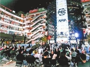 《和平精英》在汉热血开战(图1)